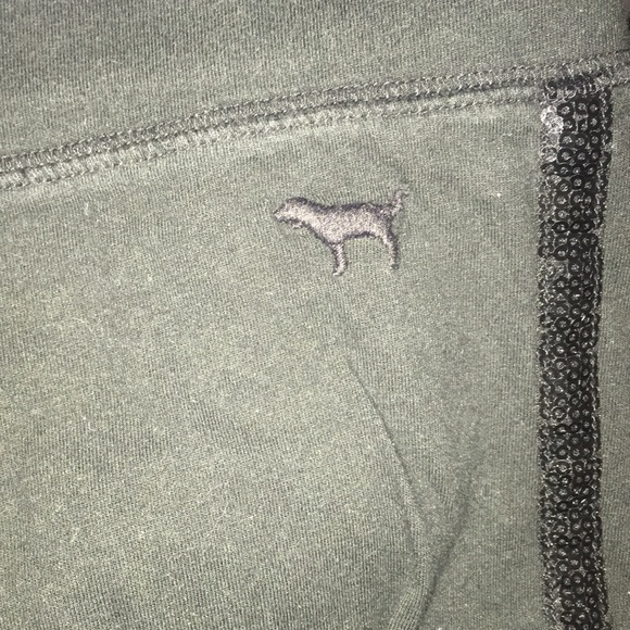 Victoria’s Secret VS PINK Black Leggings with Strip Of Sequins Down Side of Leg - Picture 5 of 9